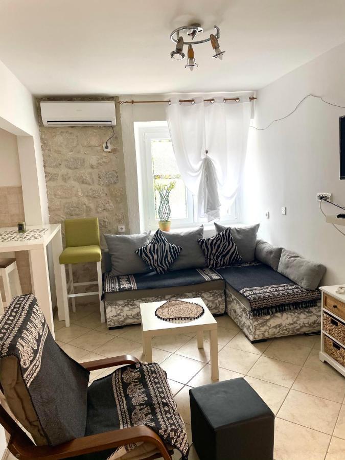 Cozy Little House * Kotor